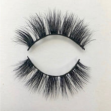 Load image into Gallery viewer, Mink eyelashes
